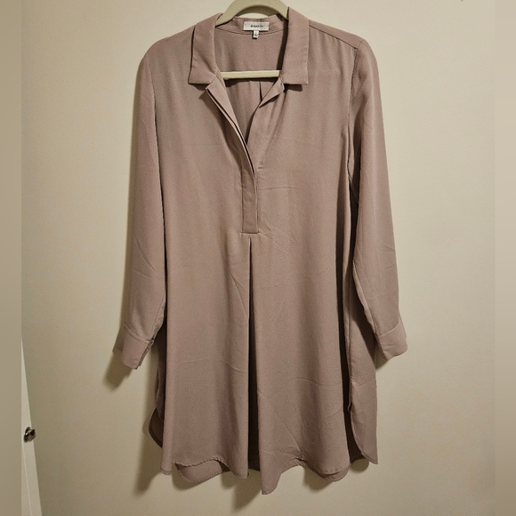 Aritzia shirt dress - Picture 3 of 6
